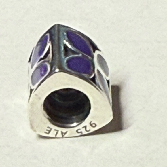 Pandora purple enamel four petal flier. On all three sides - Picture 3 of 4